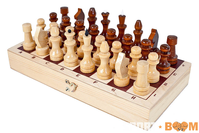 Шахматы гроссмейстерские лакированные с доской